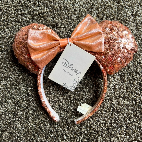 Accessories - 🤍⏱Buy 1 Get 1 Free!⏱🤍 NWT DISNEY ROSE GOLD MINNIE BOW EARS